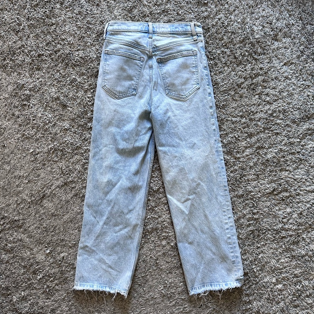 Abercrombie and Fitch crop wide leg ultra high rise jeans - Picture 2 of 6